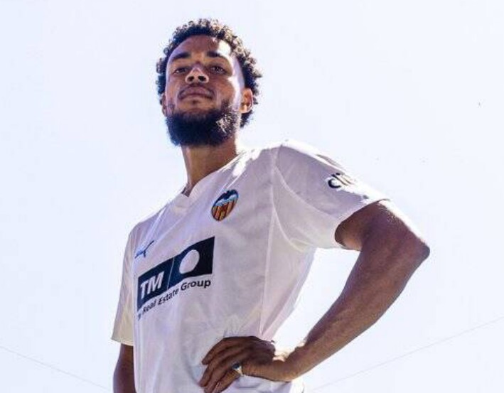 这对我来说, 我是看着瓦, 丹朱马出席 这对我来说, 我是看着瓦, 丹朱马出席