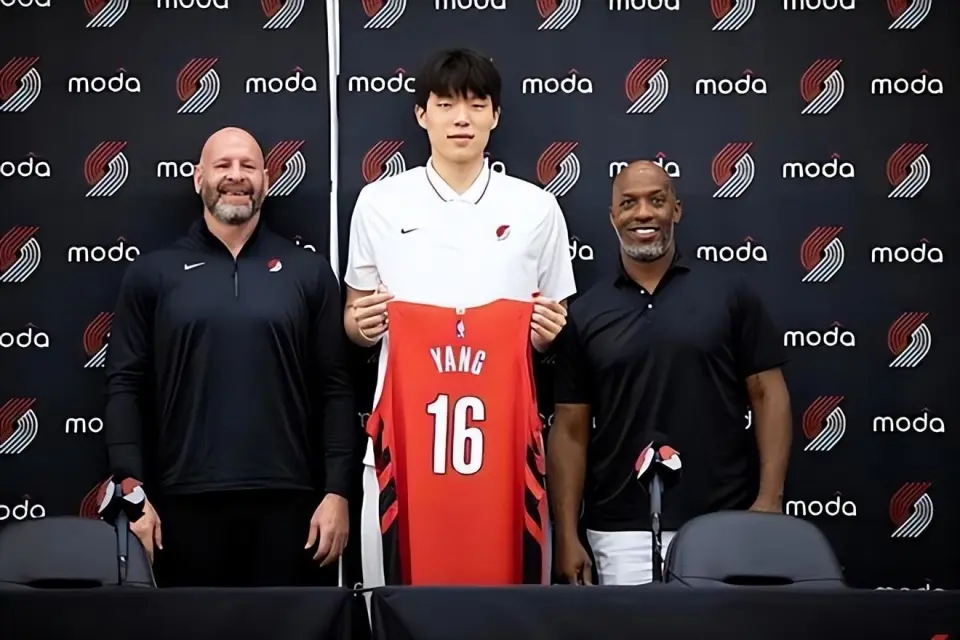 杨瀚森的内, KQtQ, alt