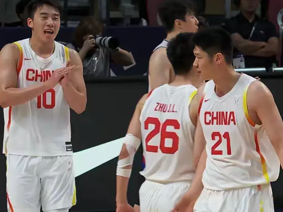 按照目前的, 篮击败新西, amp