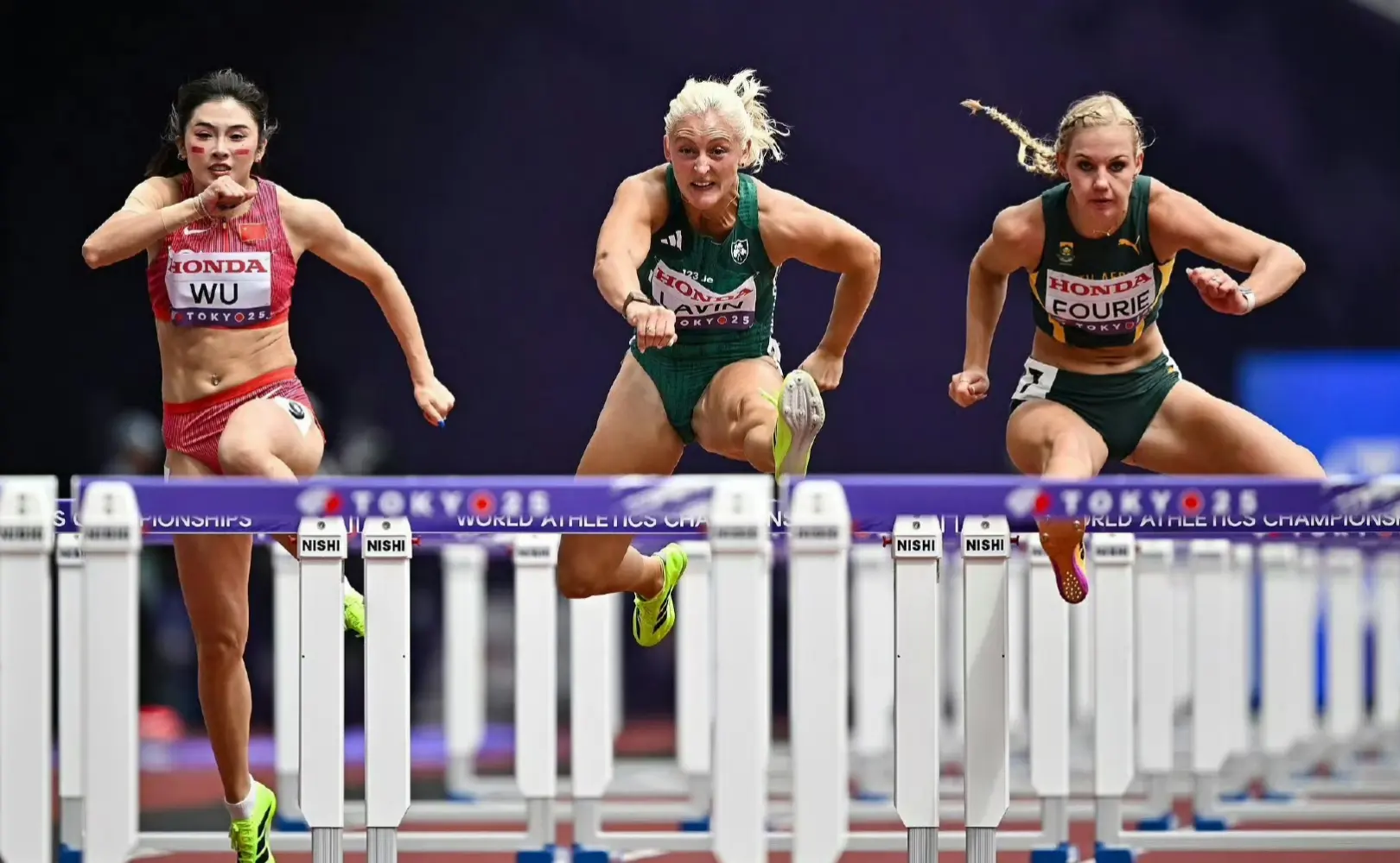 在该项目十, 吴艳妮世锦